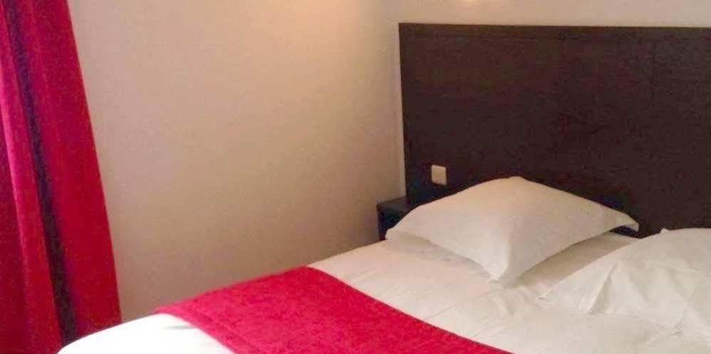 Hotel Restaurant L'Evidence Neufchâteau المظهر الخارجي الصورة